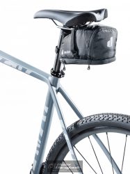 2022 Deuter Bike Bag 1.1 + 0.3 Kerékpár Táska | black Színben