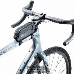 2022 Deuter Energy Bag 0.5 Kerékpár Táska | black Színben